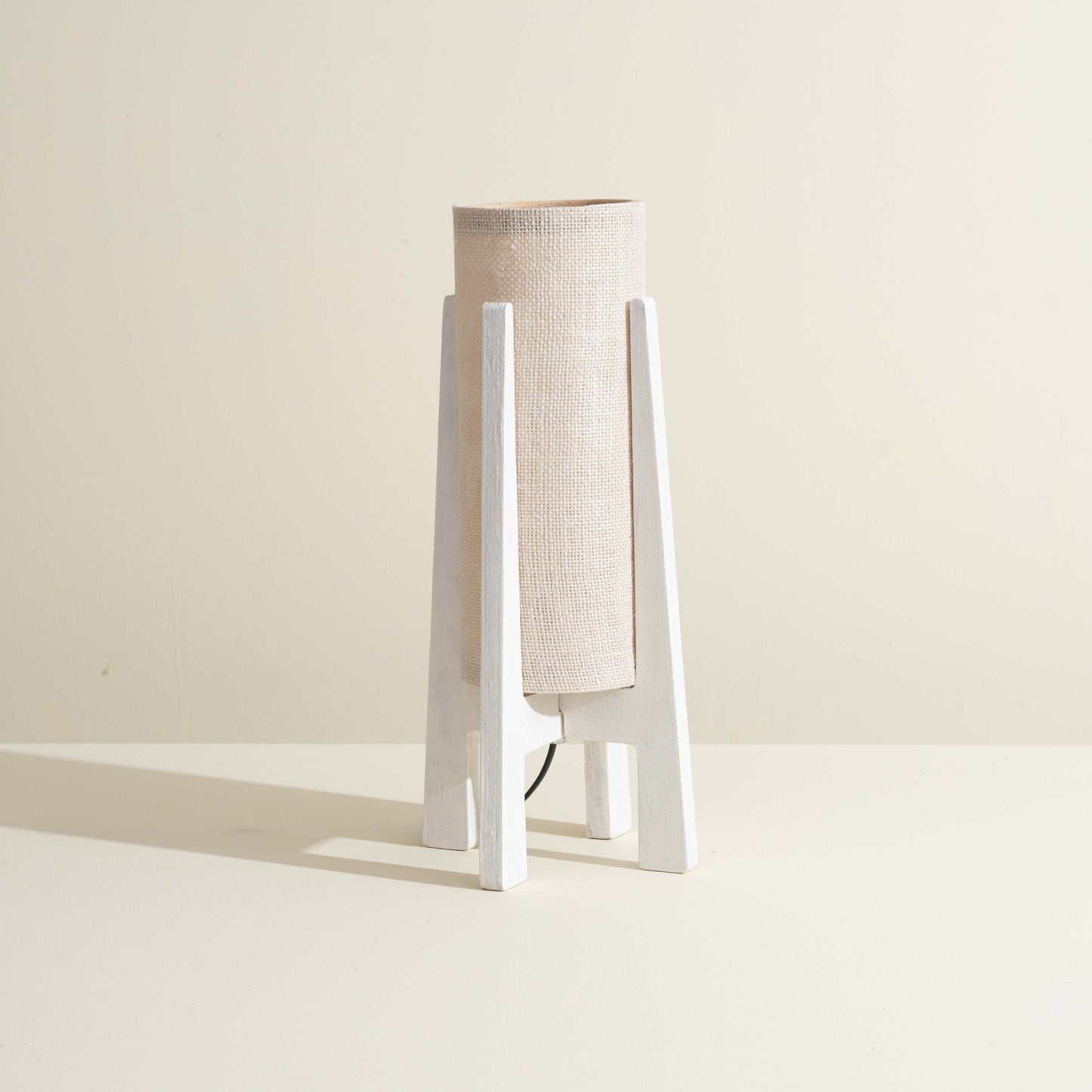 Dharā Table Lamp