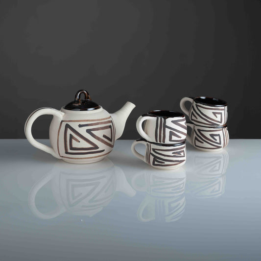 Kari Inba Tea Set