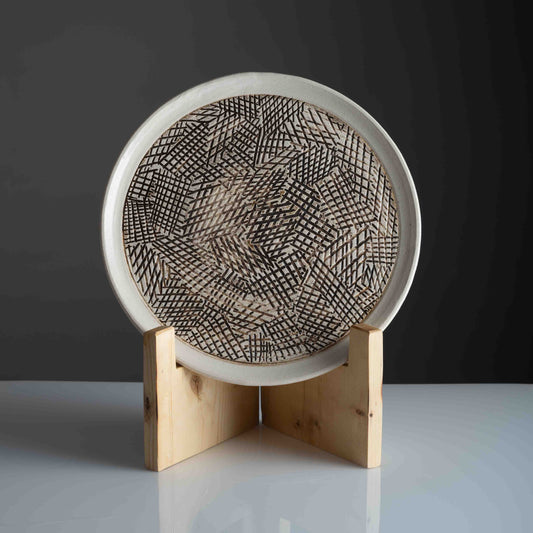 Crosshatch Lines Design Plate