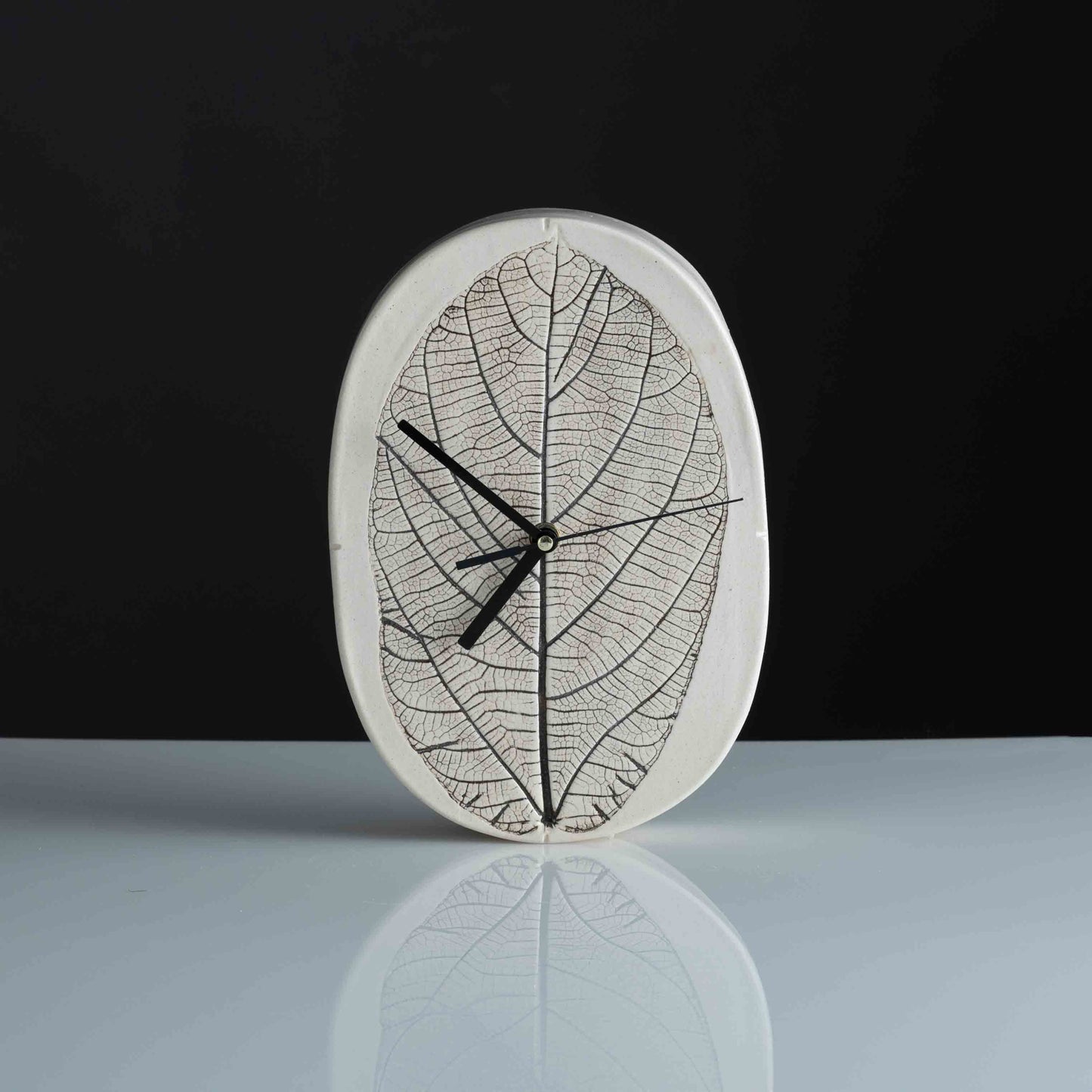 Wall Clock Dimiri