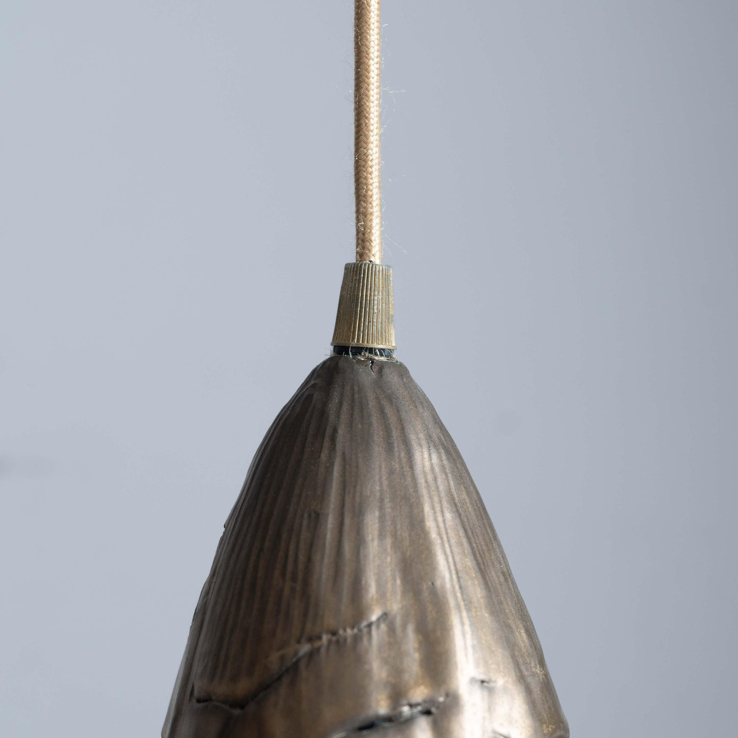 Hiraṇya-kūlāya Pendant Lamp
