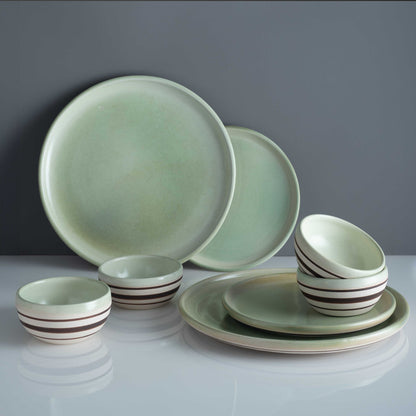 Bohana Dining Set (8 Pieces)