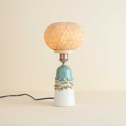 Sravantī Table Lamp