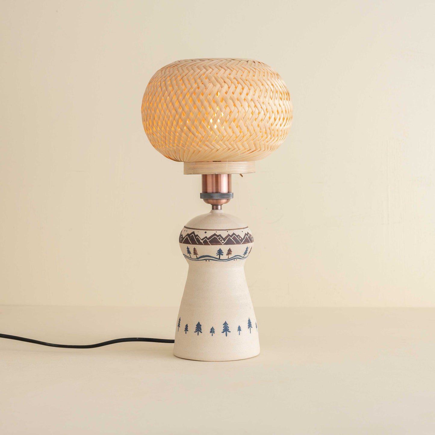 Śikhara Table Lamp