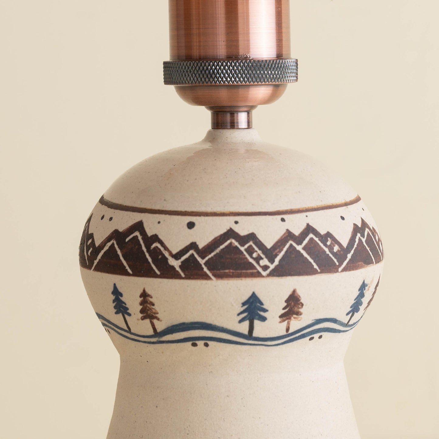 Śikhara Table Lamp