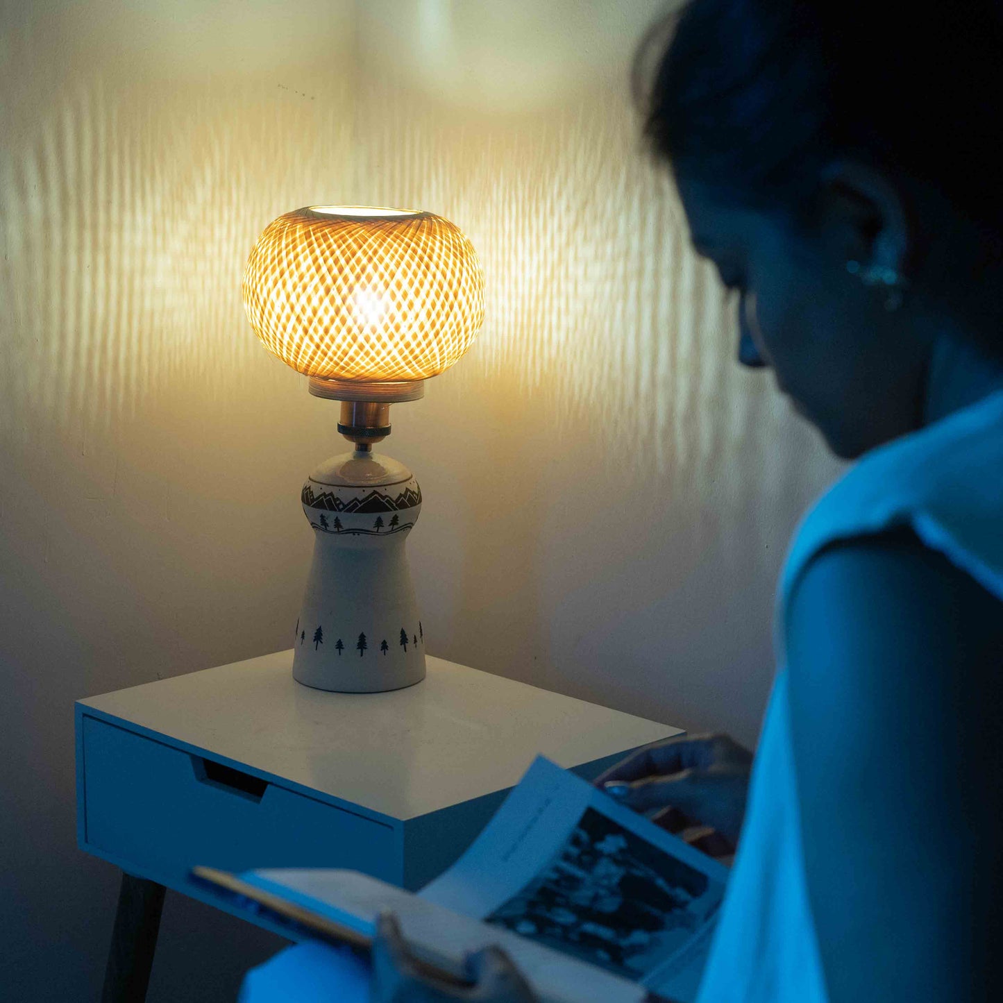 Śikhara Table Lamp
