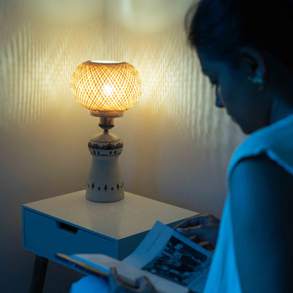 Śikhara Table Lamp