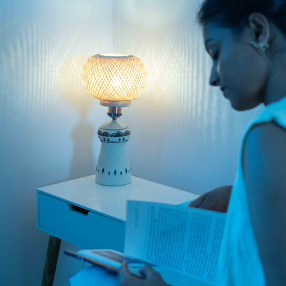 Śikhara Table Lamp