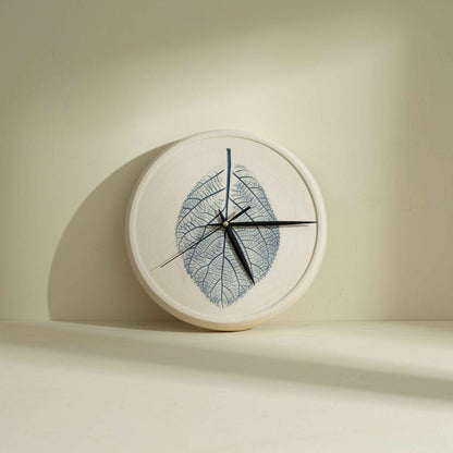 Wall Clock Dimiri