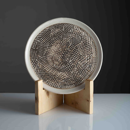 Crosshatch Lines Design Plate