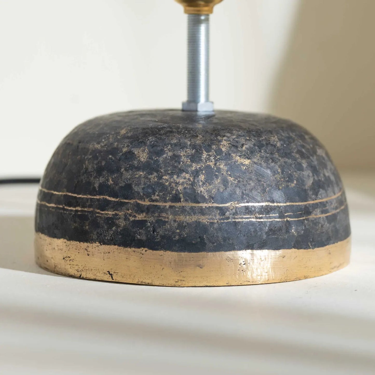 Prakasa Sutra Table Lamp