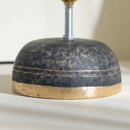 Prakasa Sutra Table Lamp