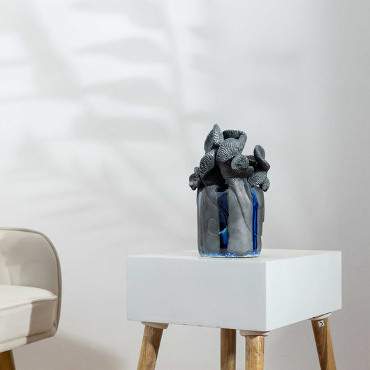 Indīvara Sculptural Vase