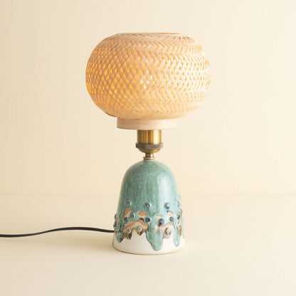 Sravantī Laghu Table Lamp (Stone Tide)