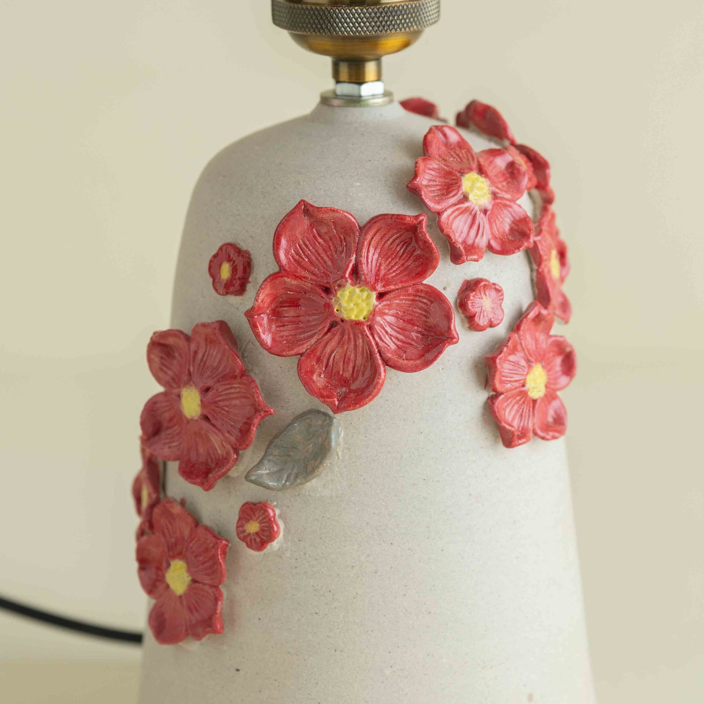 Mañjarī Table Lamp