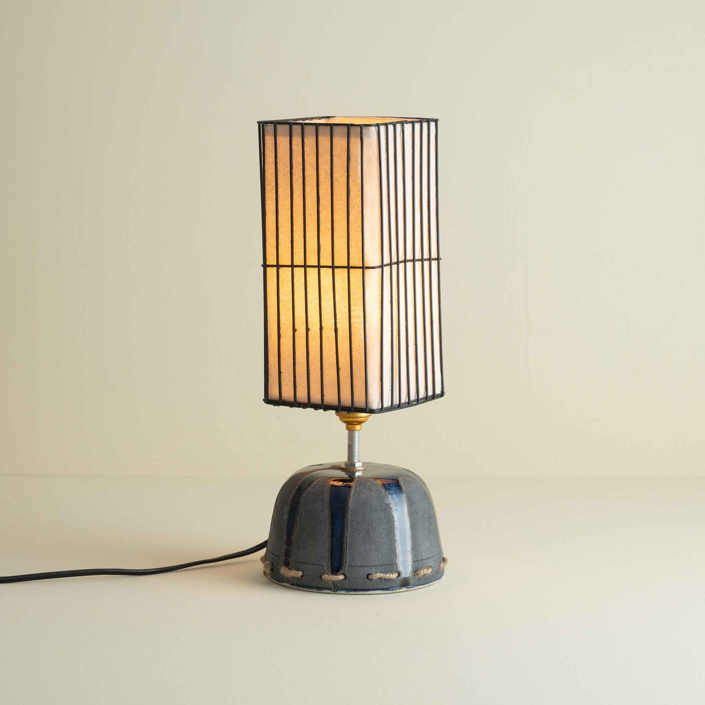 Prakasa Sutra Table Lamp