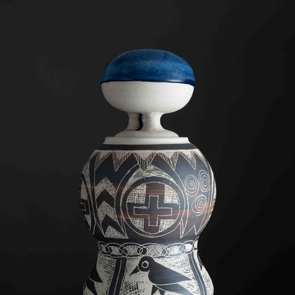 Rïnde (Stoneware Sculpture)