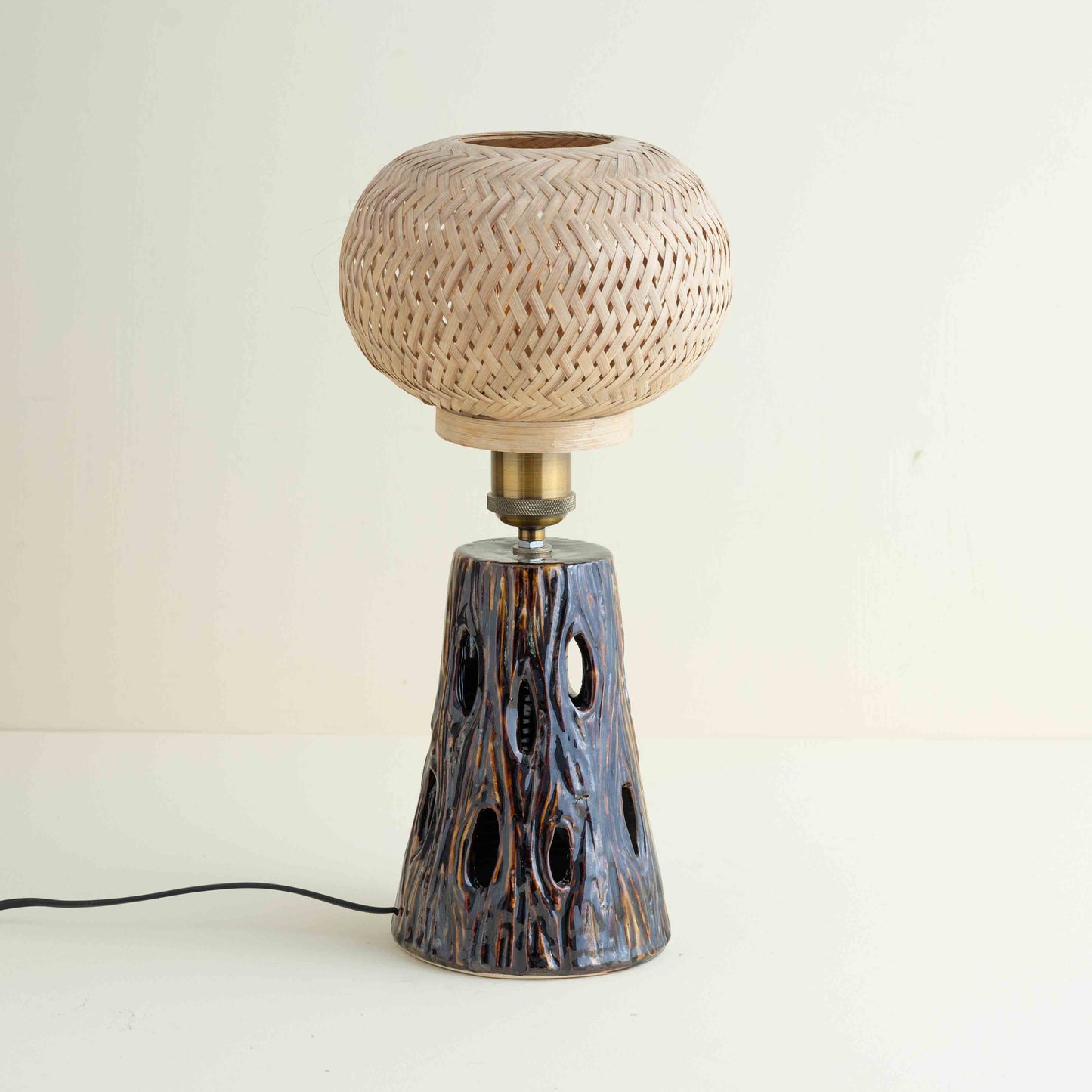 Vanaspati 1 Table Lamp