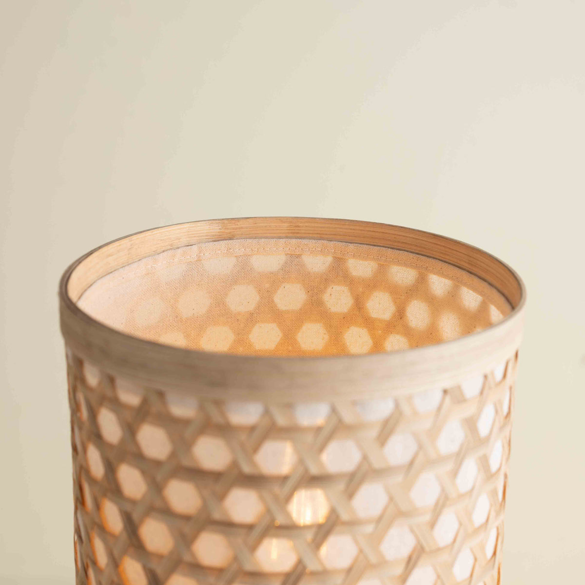Ratna Table Lamp