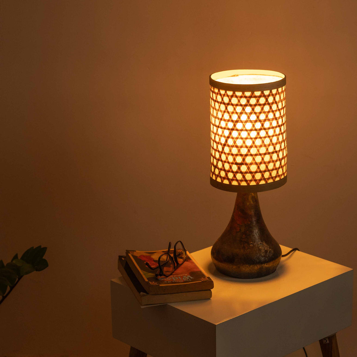 Ratna Table Lamp