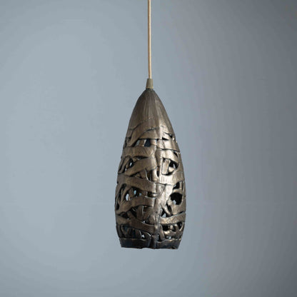 Hiraṇya-kūlāya Pendant Lamp