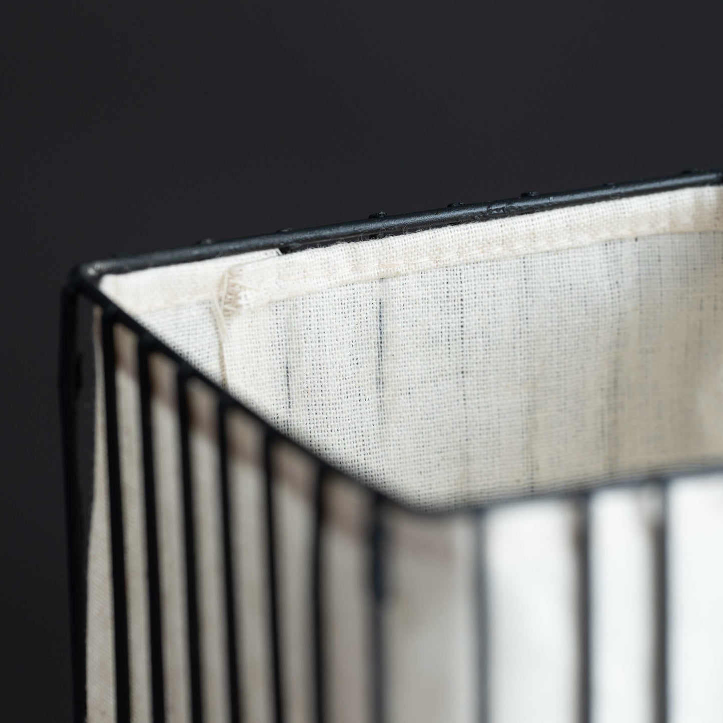 Prakasa Sutra Table Lamp