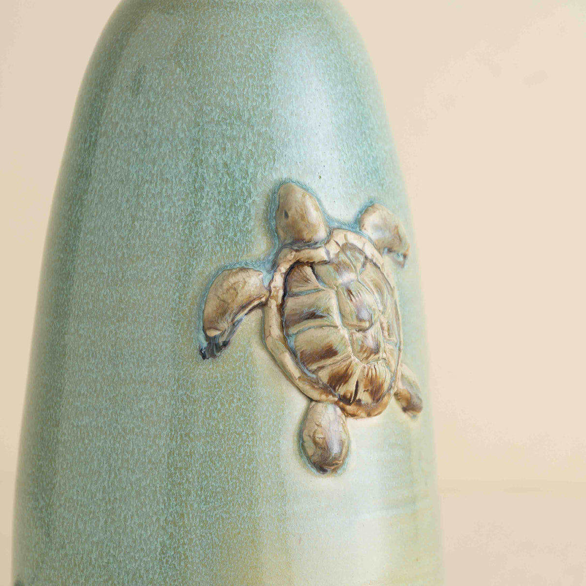 Kūrma Table Lamp