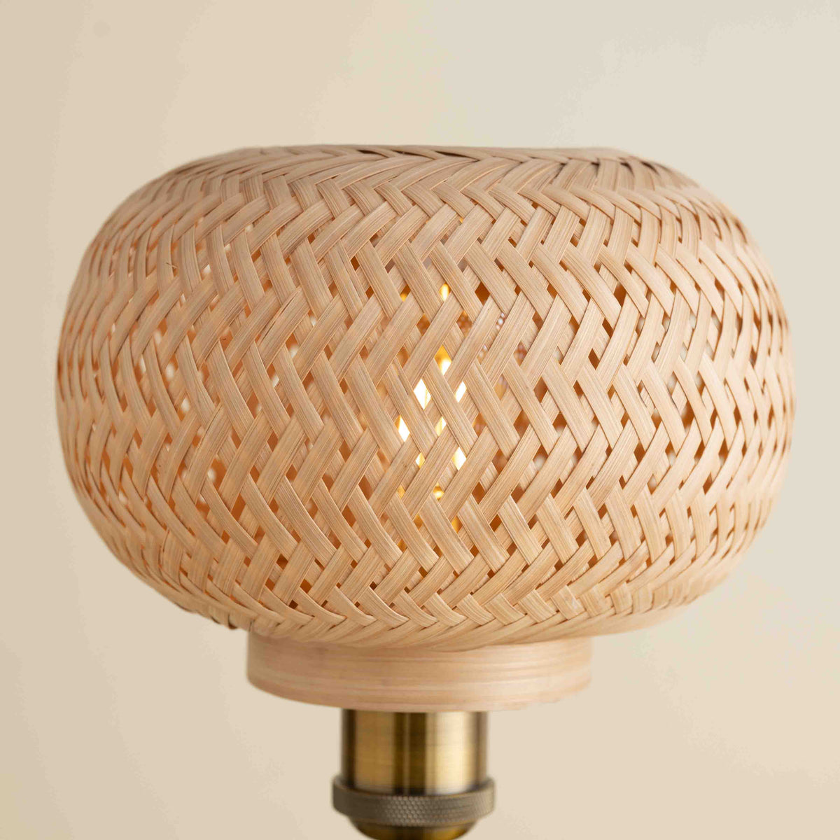 Vanaspati Table Lamp