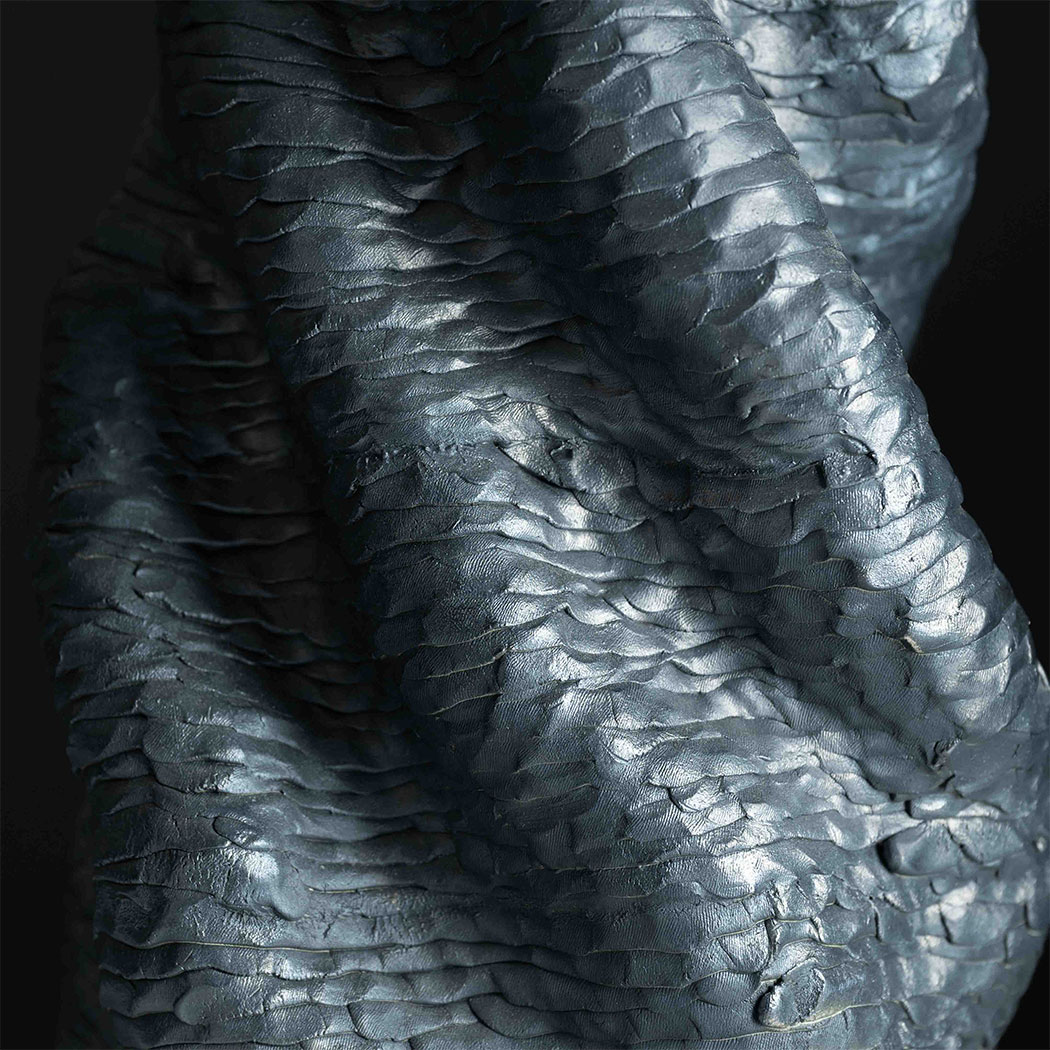 CYCLONE MAJESTY VASE 3
