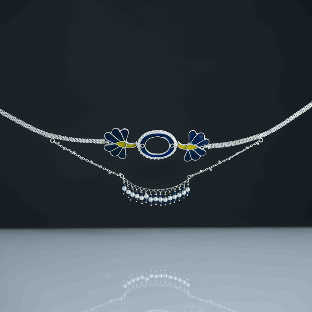 aparajita silver choker